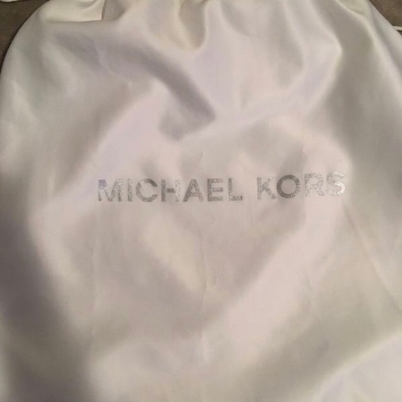 Michael Kors Bag - Picture 1 of 3